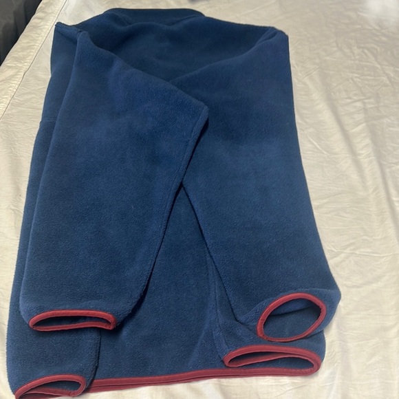 Patagonia Gray and Red Lightweight Shirt Jacket - Picture 11 of 13